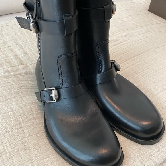 Authentic Gucci Men’s Leather Motorcycle Boots in size 9 1/2 (like US 10D). - Picture 3 of 9